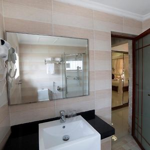 Twin Room Bathroom